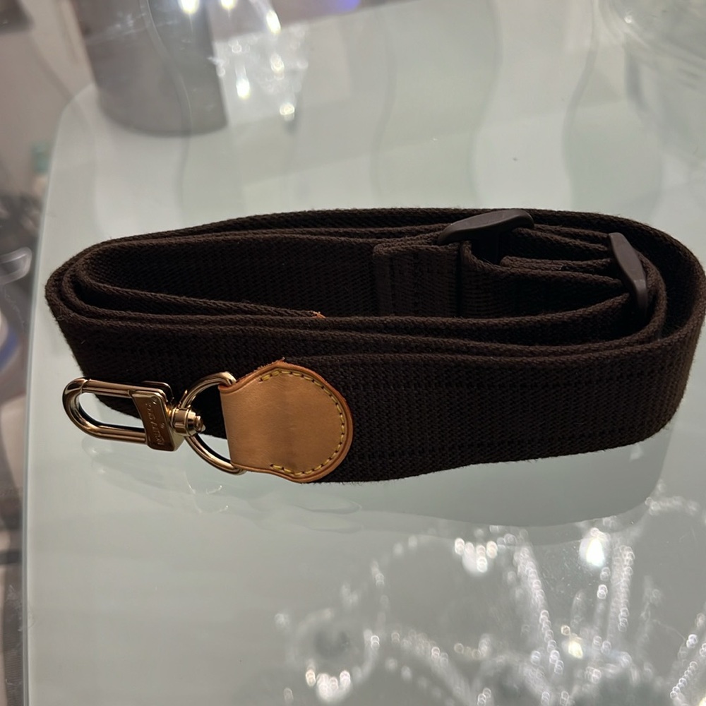 Authentic Louis Vuitton strap! for keepalls or tote or purses it’s adjustable!! - Picture 5 of 7